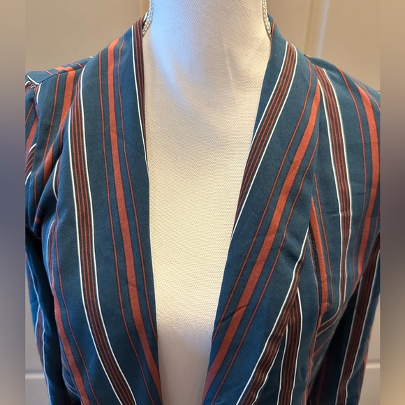 Sienna Sky light weight blazer - Picture 5 of 6